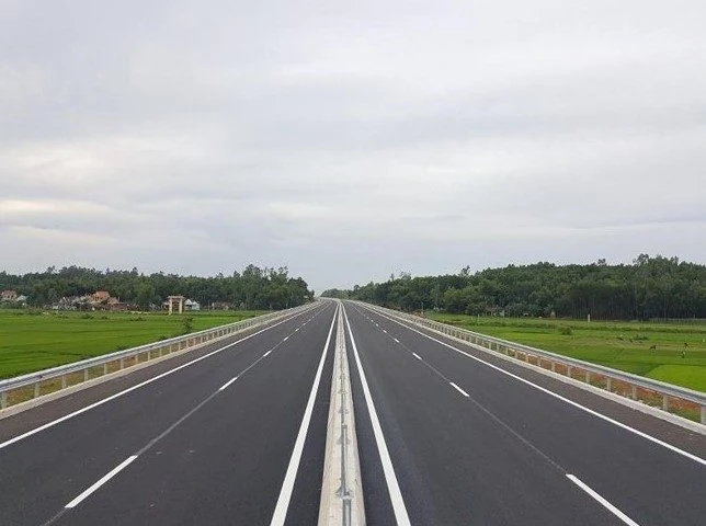 xây dựng tuyến đường cao tốc Chơn Thành Bình Phước – Thủ Dầu Một Bình Dương – TP.HCM